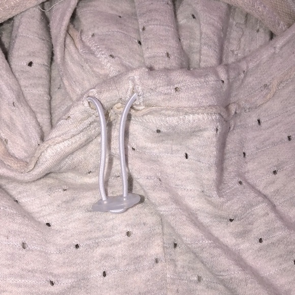 Vimmia size medium athletic hooded top - Picture 7 of 7